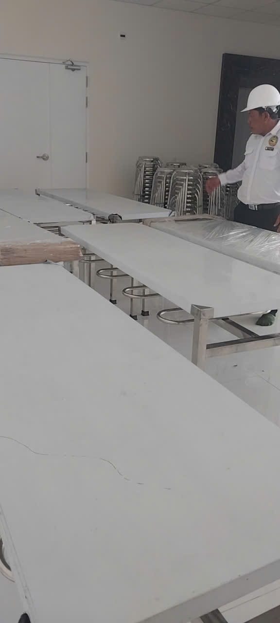 Bàn Ăn Công Nghiệp Inox