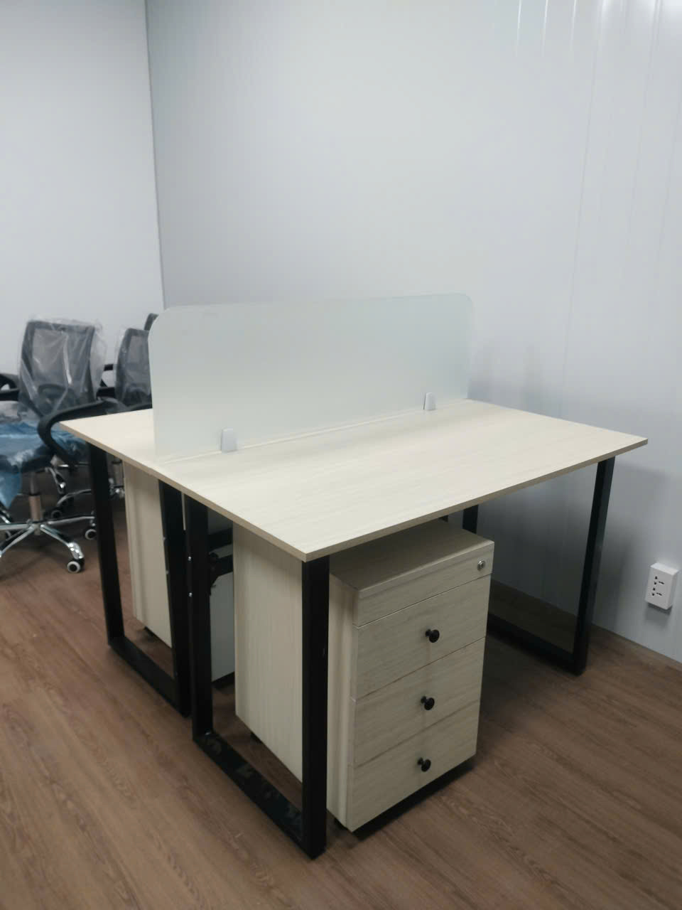  Chia sẻ kinh nghiệm tìm mua nội thất văn phòng tại Long Thành  